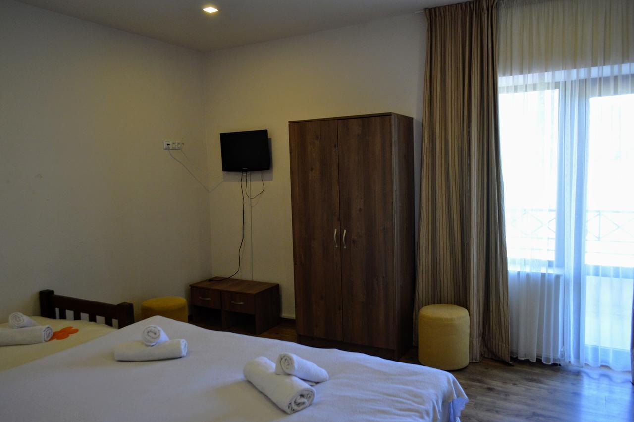 New White House Hotel Bakuriani Exterior foto
