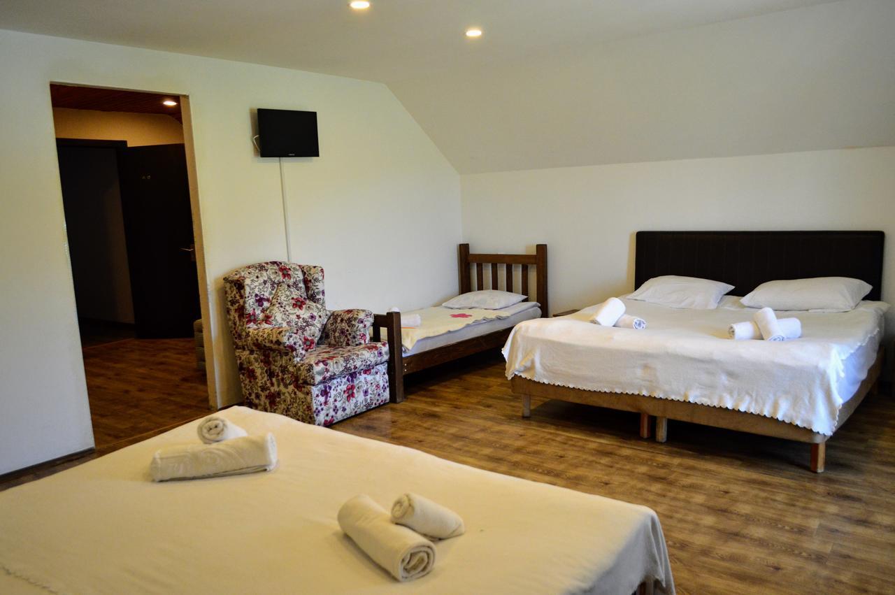 New White House Hotel Bakuriani Exterior foto